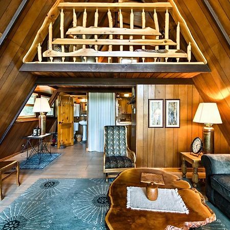 Serene Washington Escape With Deck And Mountain Views! Packwood Bagian luar foto